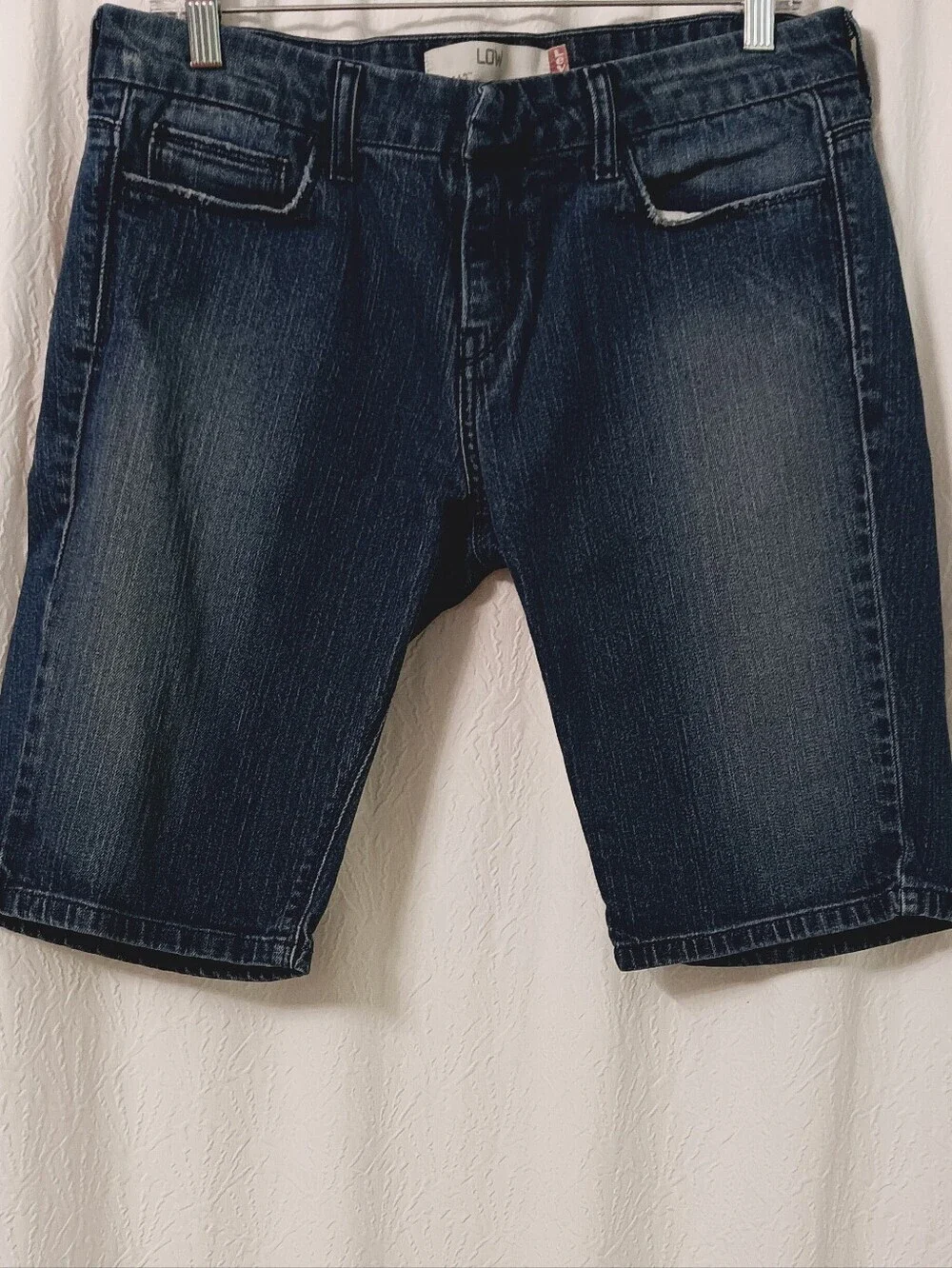 LEVI'S ~ Size 10 Women's 545 Low Rise Med Wash Denim Bermuda Jeans Shorts ~ Blue